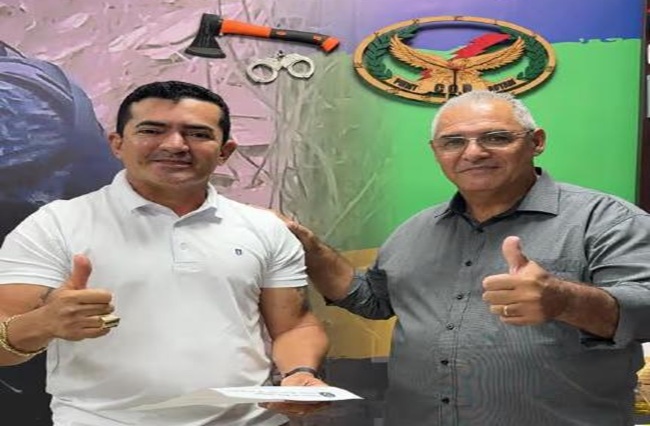 Deputado Elizeu Nascimento atende pedido de vereador e destina emenda para compra de ambulância em Aripuanã 