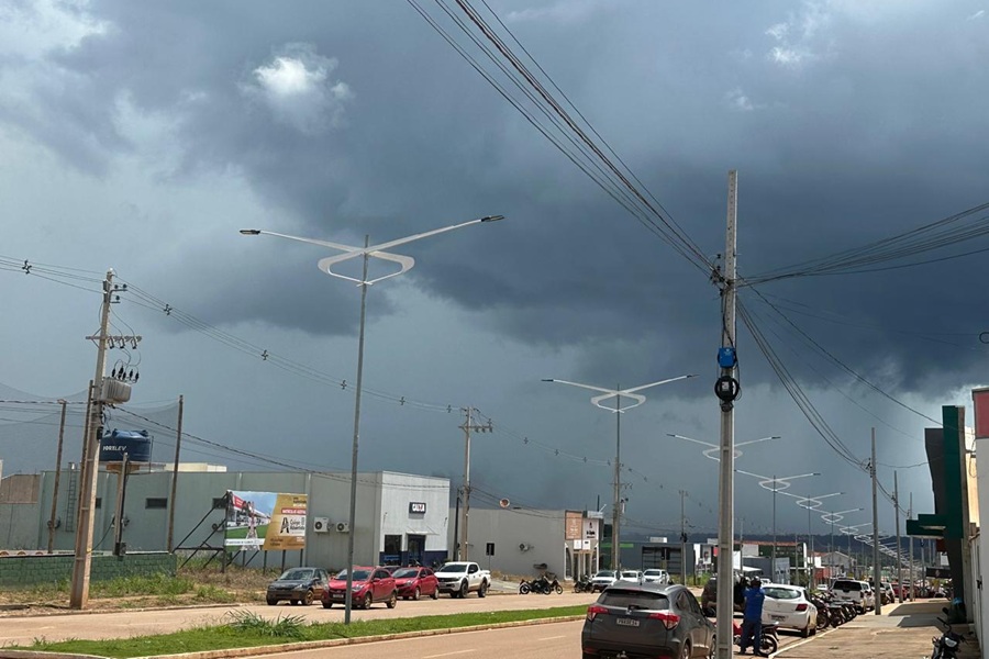 INMET emite alerta amarelo para Aripuanã e região devido a chuvas intensas e risco de corte de energia 
