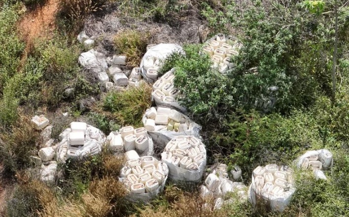 Gerente de fazenda é preso por descarte irregular de agrotóxicos em MT 