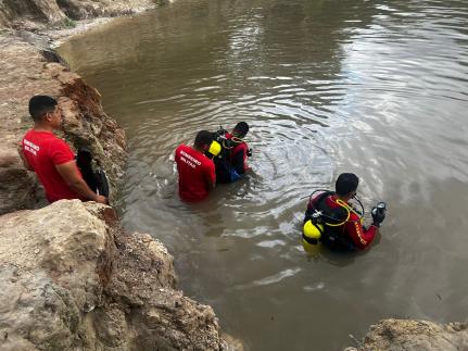 Bombeiros encontram corpo de mulher que afogou após salvar criança em Cuiabá 