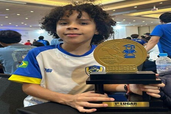 Com apenas 9 anos, enxadrista de Juína conquista título internacional em Florianópolis 