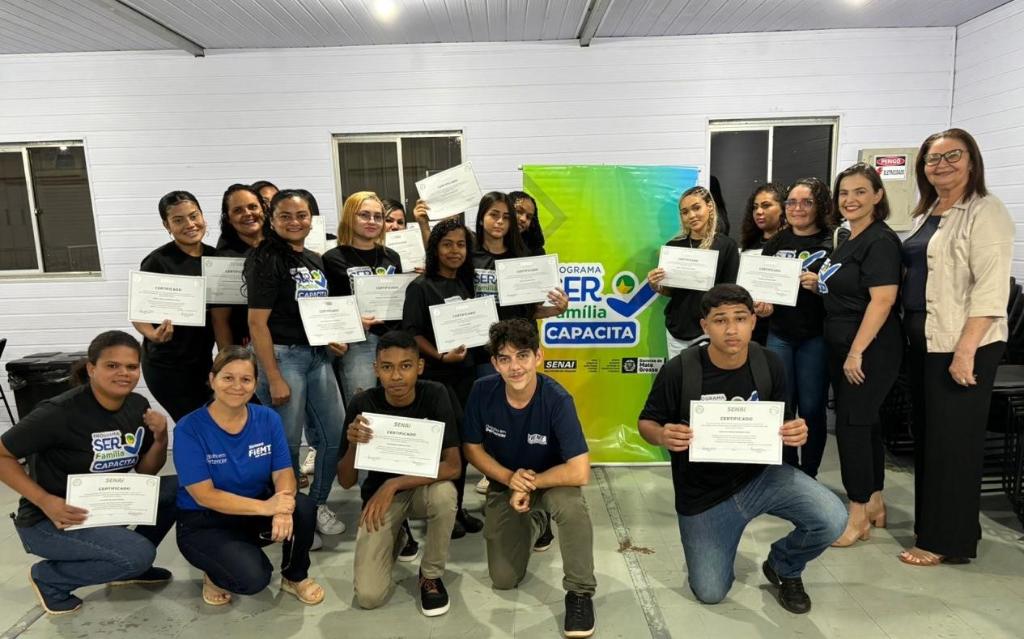 Governo de MT entrega certificados para 39 alunos pelo programa SER Família Capacita em Aripuanã 