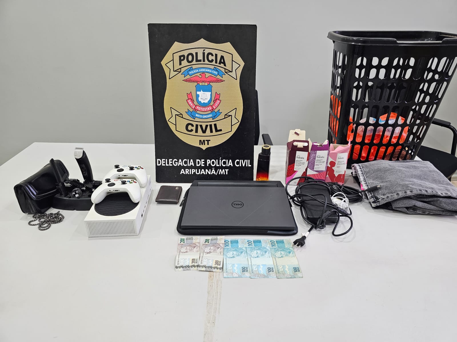 Polícia Civil de Aripuanã prende homem por furto em residência e recupera bens das vítimas 