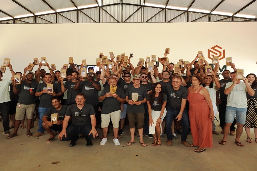 SM Madeiras lança nova marca e celebra 40 anos com confraternização para colaboradores e famílias em Aripuanã 