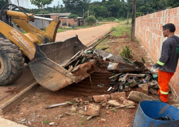 Prefeitura de Aripuanã realiza mutirão de coleta de entulhos para reforçar limpeza urbana e prevenir doenças 