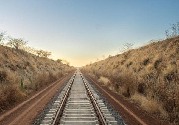 Instituto manifesta que ferrovia Sinop-Miritituba é inviável; setor produtivo aponta viabilidade e fortalecimento logístico 