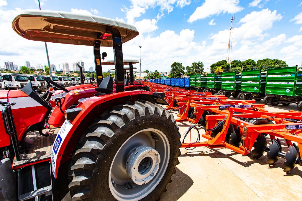 Nova lei cria programa permanente de doação de máquinas e insumos e fortalece pequeno produtor 