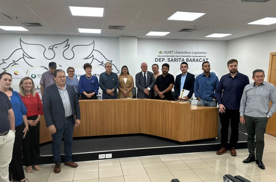 Secretário de Governo e Planejamento participa de reunião estratégica em Cuiabá sobre arrecadação e desenvolvimento dos municípios 