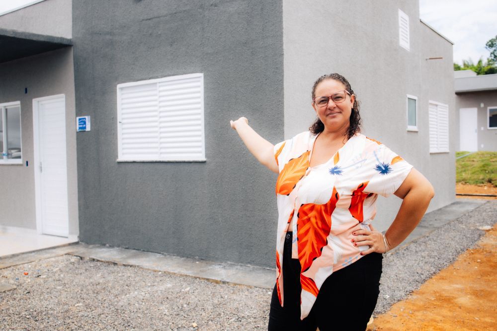 “Meu futuro começa hoje”, diz mãe de 3 que realizou sonho da casa própria em Aripuanã 