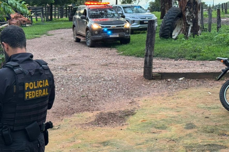 PF prende três por abastecer garimpos ilegais em terra indígena 