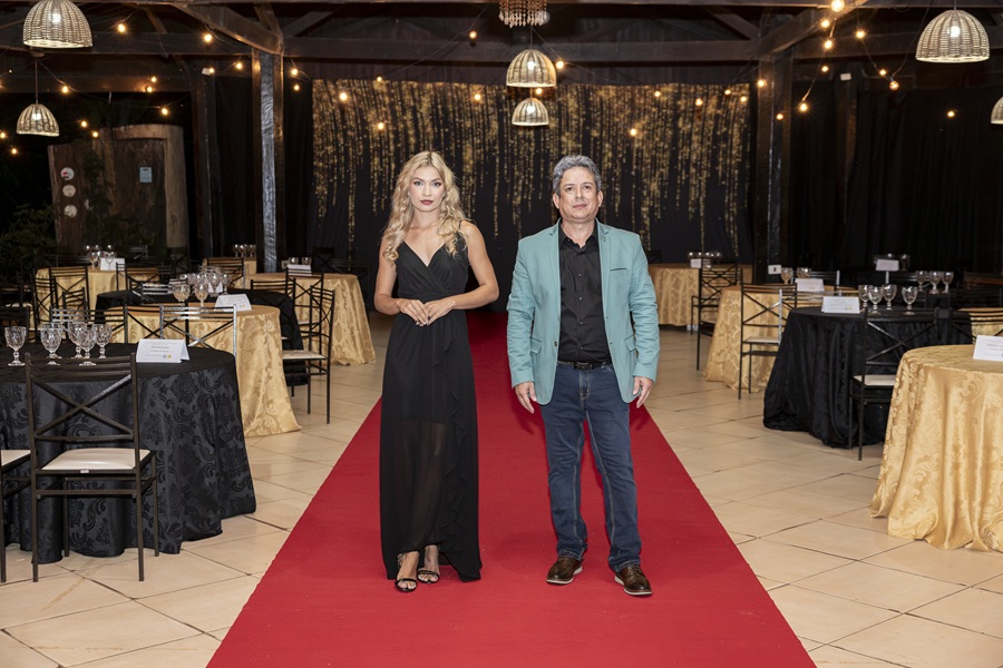 Evento “Destaque Diamante” homenageia empresas, profissionais e lideranças de Aripuanã 