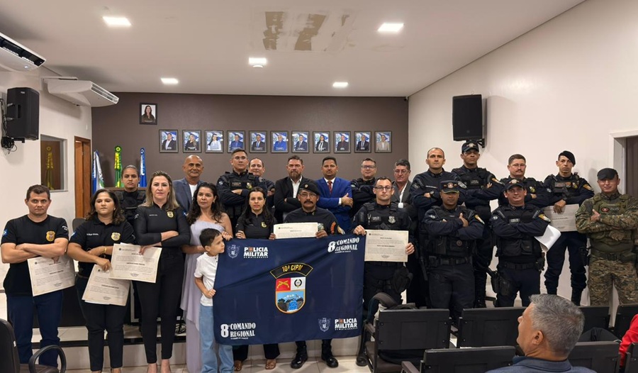 Câmara de Aripuanã homenageia policiais e cidadãos com Moções de Aplausos e Títulos Honorários em Sessão Solene 